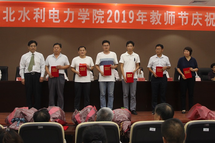 IMG_8260.JPG IMG_8260.JPG